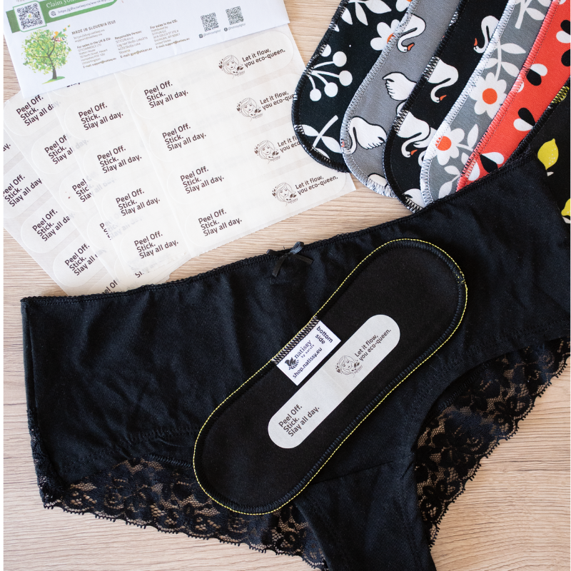 Wingless Reusable Panty Liners with Adhesive Sticker (MEDIUM, 7-Pack) - Bamboo