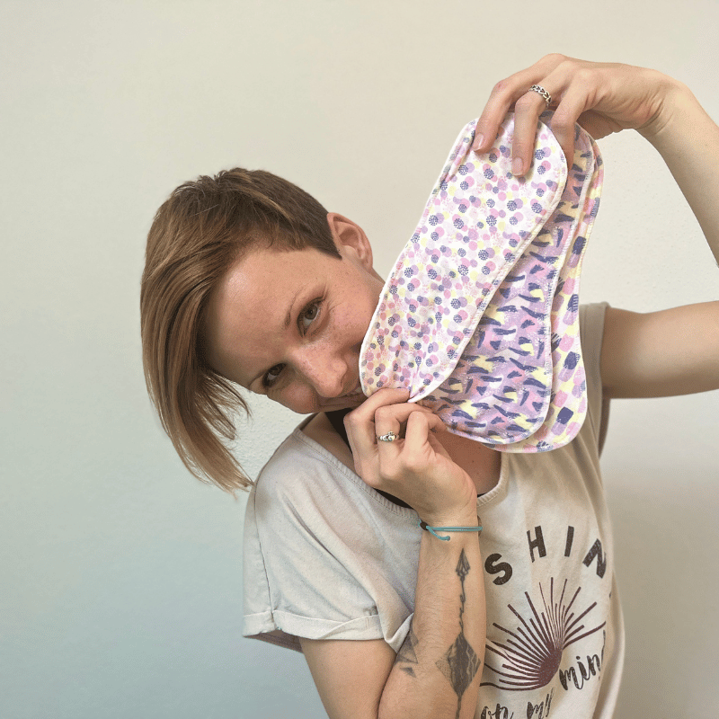 Non-Slip Organic Reusable Period Pads for Heavy Flow & Incontinence (L+XL, 6-Pack) - Springtime