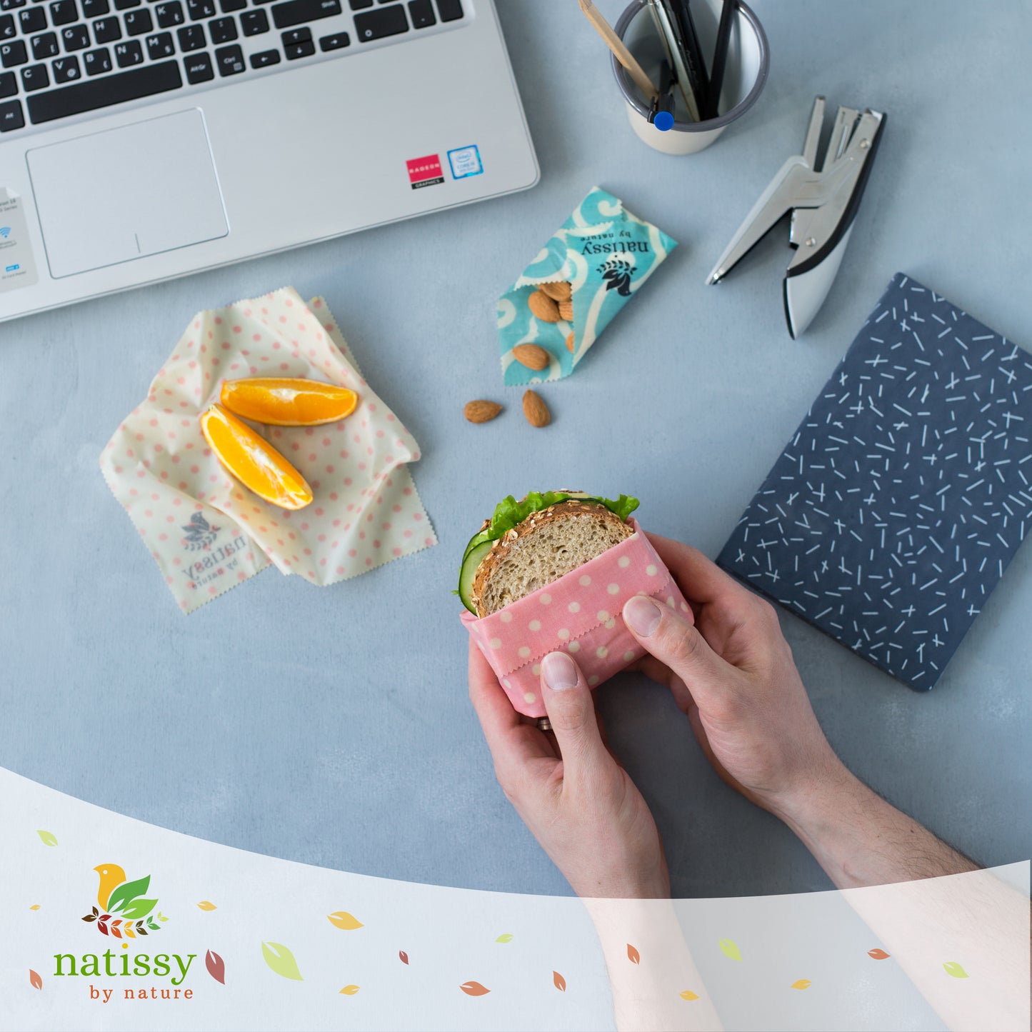 Beeswax Wraps, 1 Meter Roll of Reusable Organic Waxed Food Storage Cloth, Sustainable Plastic Free Bowl Cover & Eco-Friendly Wax Sandwich Wrapper, Zero Waste Cling Film Alternative for Cheese, Fruits