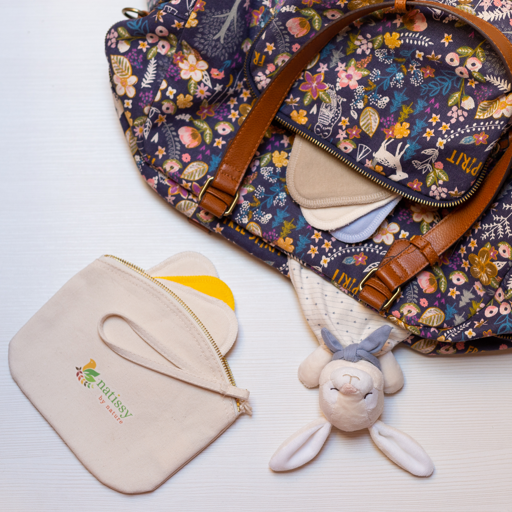 Washable Organic Cotton Nursing Breast Pads, 14-Pack of Soft Reusable Breastfeeding Pads; Eco Friendly Leak Proof Nipple Cloth for Mothers with Sensitive Skin; Laundry & Storage bags; Baby Shower Gift