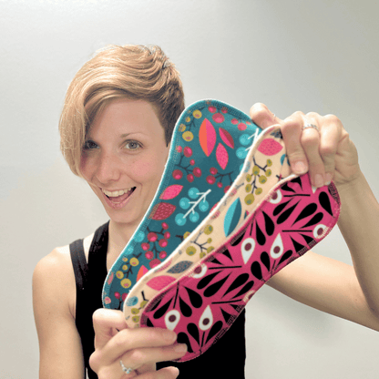 Organic Cotton Reusable Menstrual Pads with Wings 6-Pack (Sizes L & XL) - Grapes & Peacock (white wings)