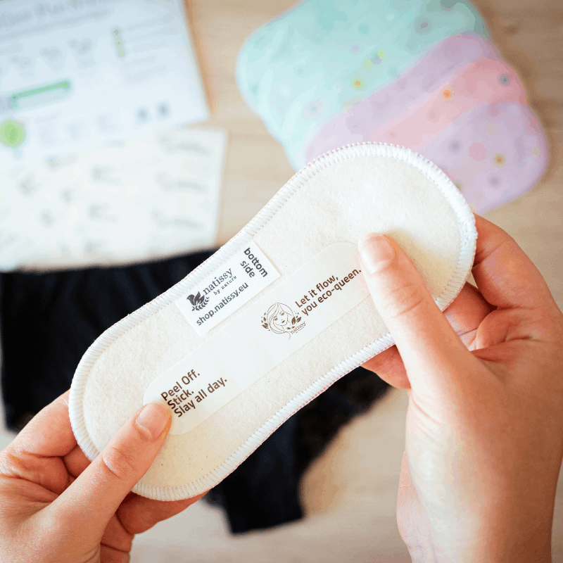 Wingless Reusable Panty Liners with Adhesive Sticker (MEDIUM, 7-Pack) - Natural Unbleached