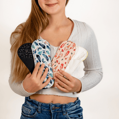 Non-Slip Reusable Panty Liners for Teen Girls (Small, 7-Pack) - White Princess