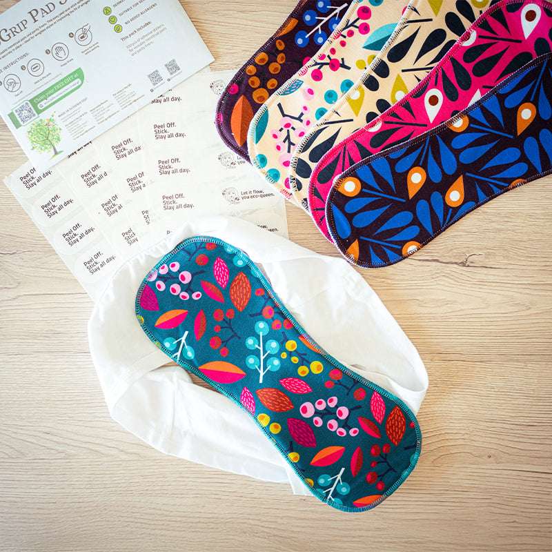 Wingless Reusable Sanitary Pads with Adhesive Sticker for Heavy Flow & Incontinence (L+XL, 6-Pack) - Flower