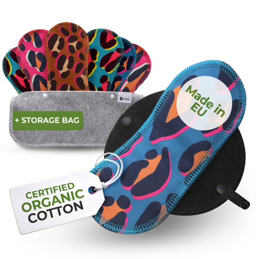 Organic Cotton Reusable Panty Liners with Wings 7-Pack (normal discharge) - Cheetah (black wings)