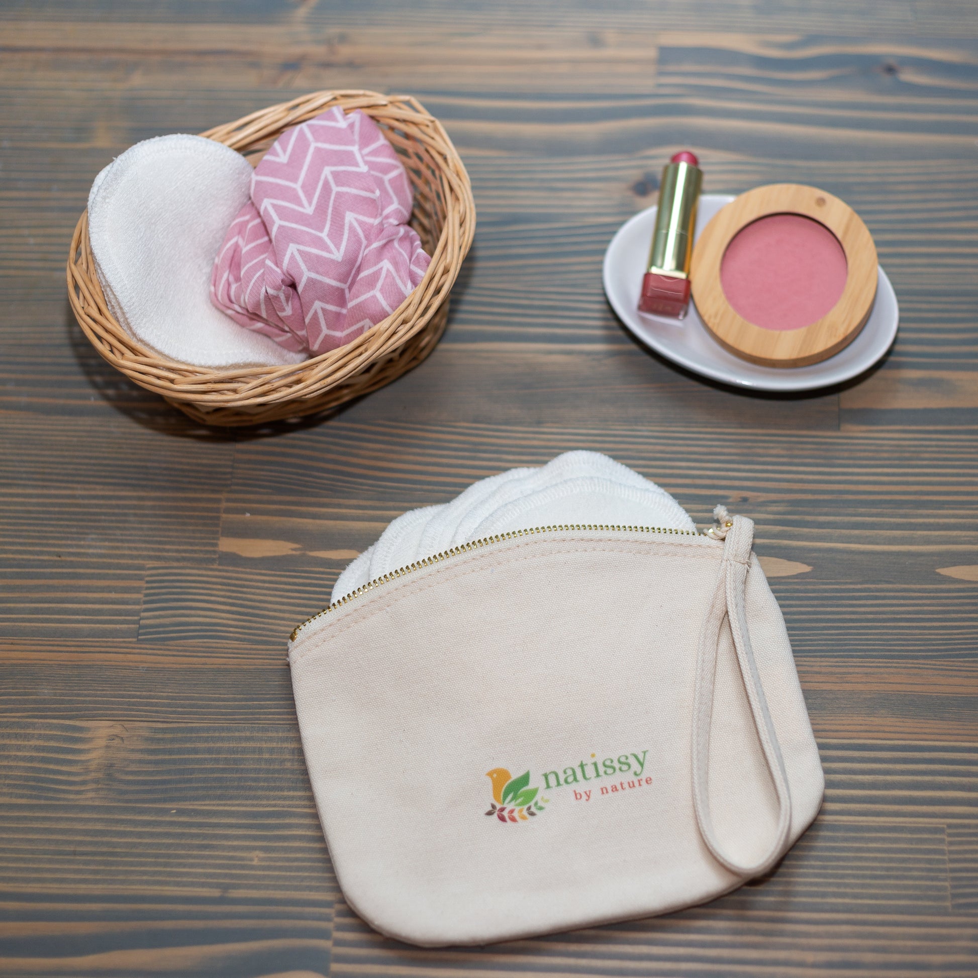 Organic Cotton Carrying Bag, perfect Storage for Reusable Sanitary Pantyliners, Menstrual Towels, Makeup Remover Pads and Washable Nursing Pads; Neatly Stored, always with you and waiting to be reused