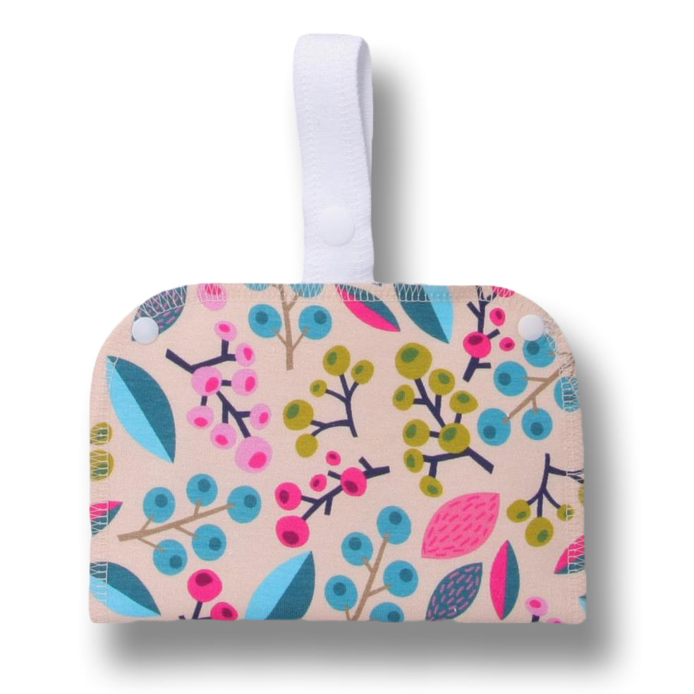 EXTRA Double Wet Bag with Strap for Reusable Menstrual Pads and Panty Liners, Organic Cotton Bamboo Reusable Sanitary Towel with Wings, MADE IN EU, for Menstrual Periods, Incontinence, Postpartum Flow; Vaginal Discharge and Everyday Cleanliness; Non-irritating, Anti-allergic, Antibacterial; for Daily Usage and in case of White Discharge; Washable Cloth Pads w/o Chemicals; Reusable Liners Washable Menstrual Cloth
